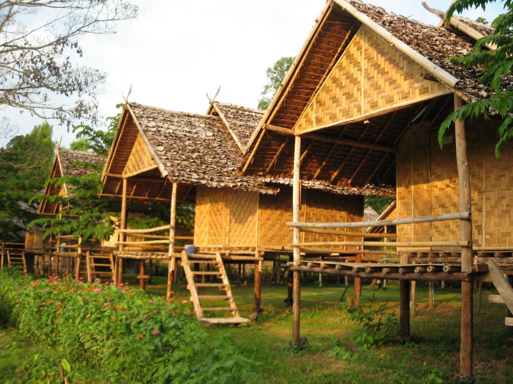 Hotel Twin Hut Pai Exterior foto